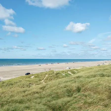 Anne - 100m From The Sea By Interhome